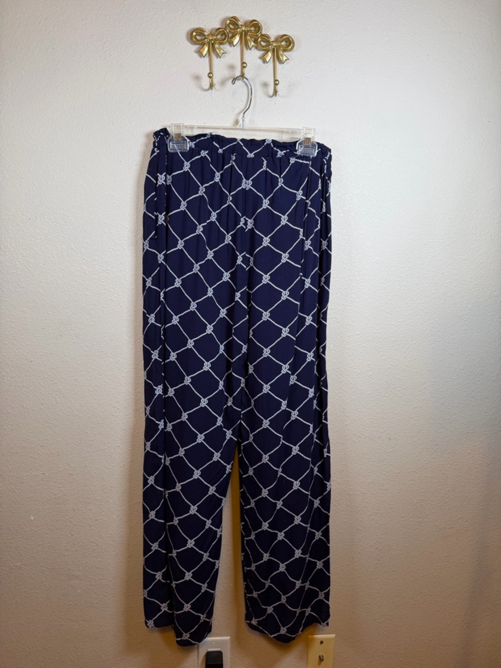 Classic Concept Nautical Navy & White Drawsting Pants w/ Rope Design. Size L - Picture 4 of 6
